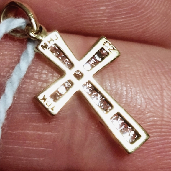 10K Gold Cross Pendant - Picture 7 of 8